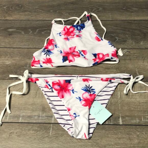 Cupshe Other - Cupshe Reversible Floral & Stripe 2 pc Bikini NWT